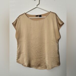 Tahari light gold silky short sleeve blouse size M